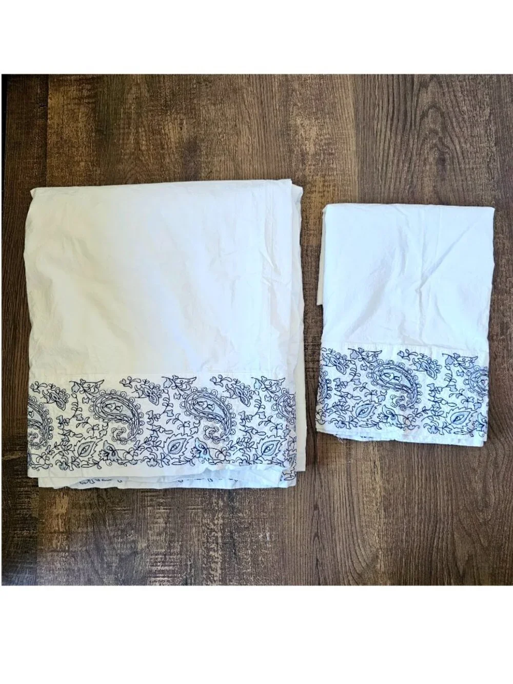 Global Home Embroidered Floral Cotton Flat Sheet Twin & Pillowcase Bedding Set